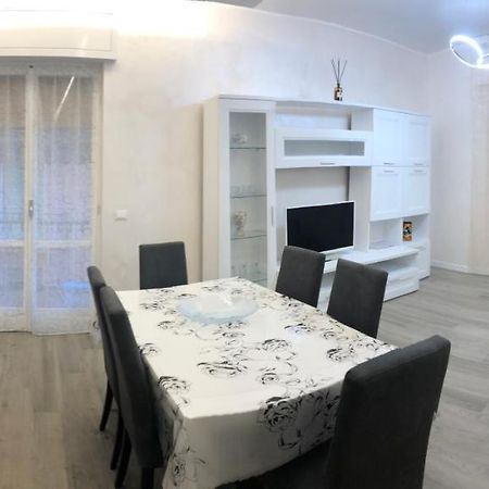 White House Apartment Верона Екстериор снимка