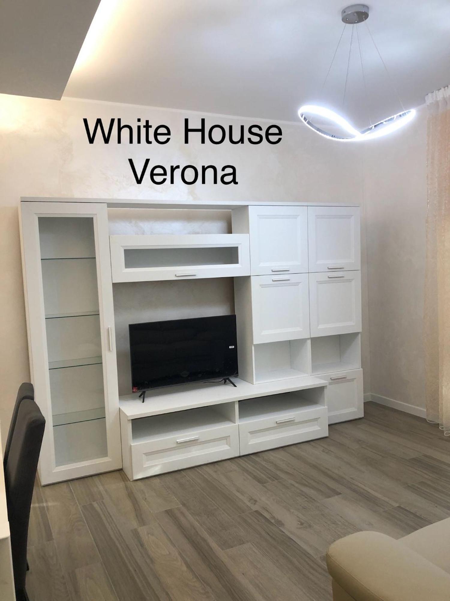 White House Apartment Верона Екстериор снимка