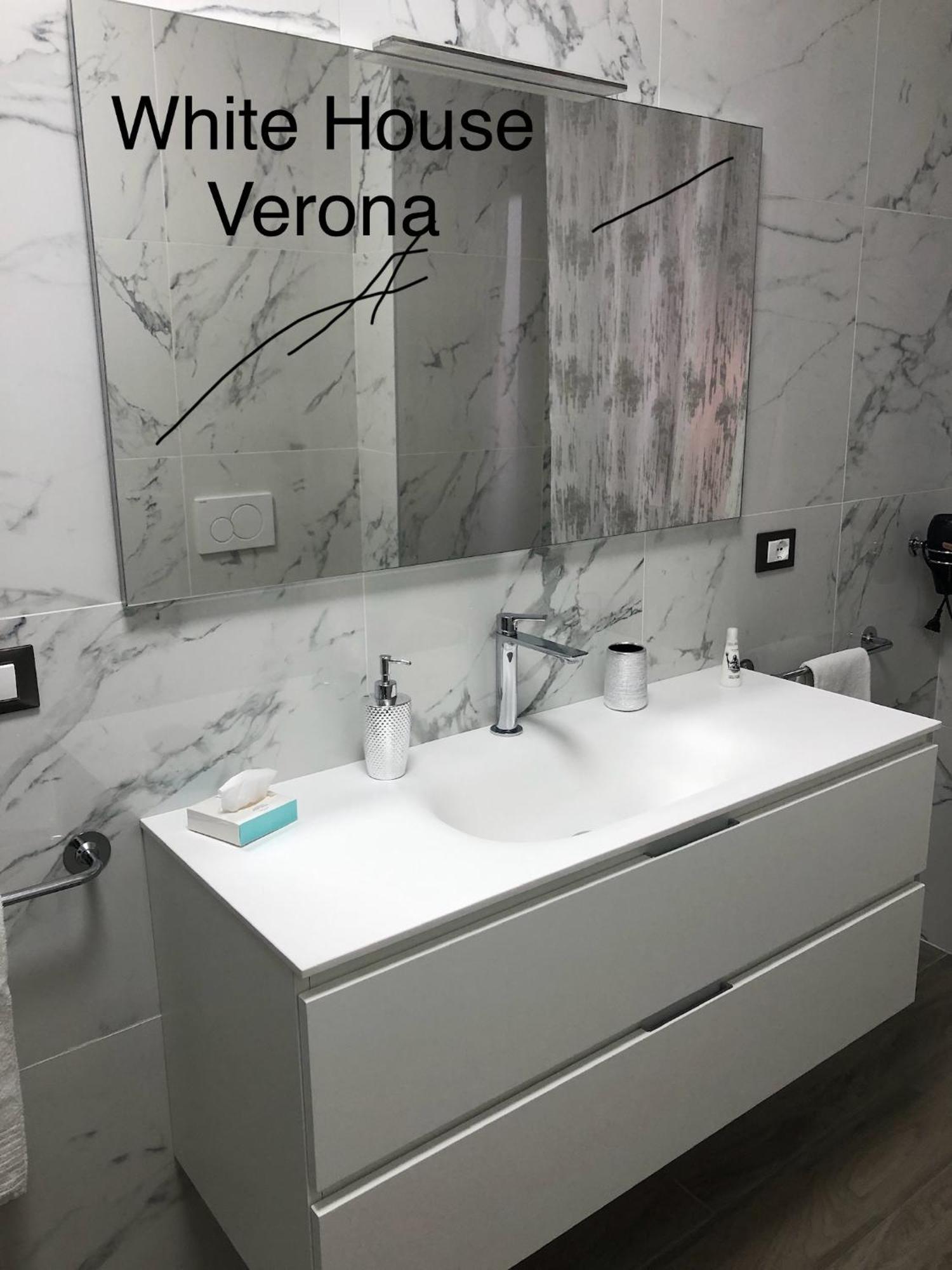 White House Apartment Верона Екстериор снимка